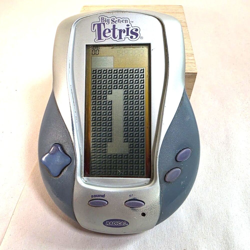 Radica Big Screen Portable Tetris Handheld Electronic Game 2002 TESTED WORKS